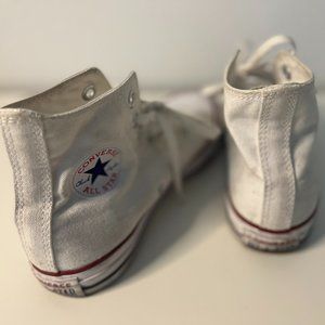 Chuck Taylor All Star Classic High-Top Shoe